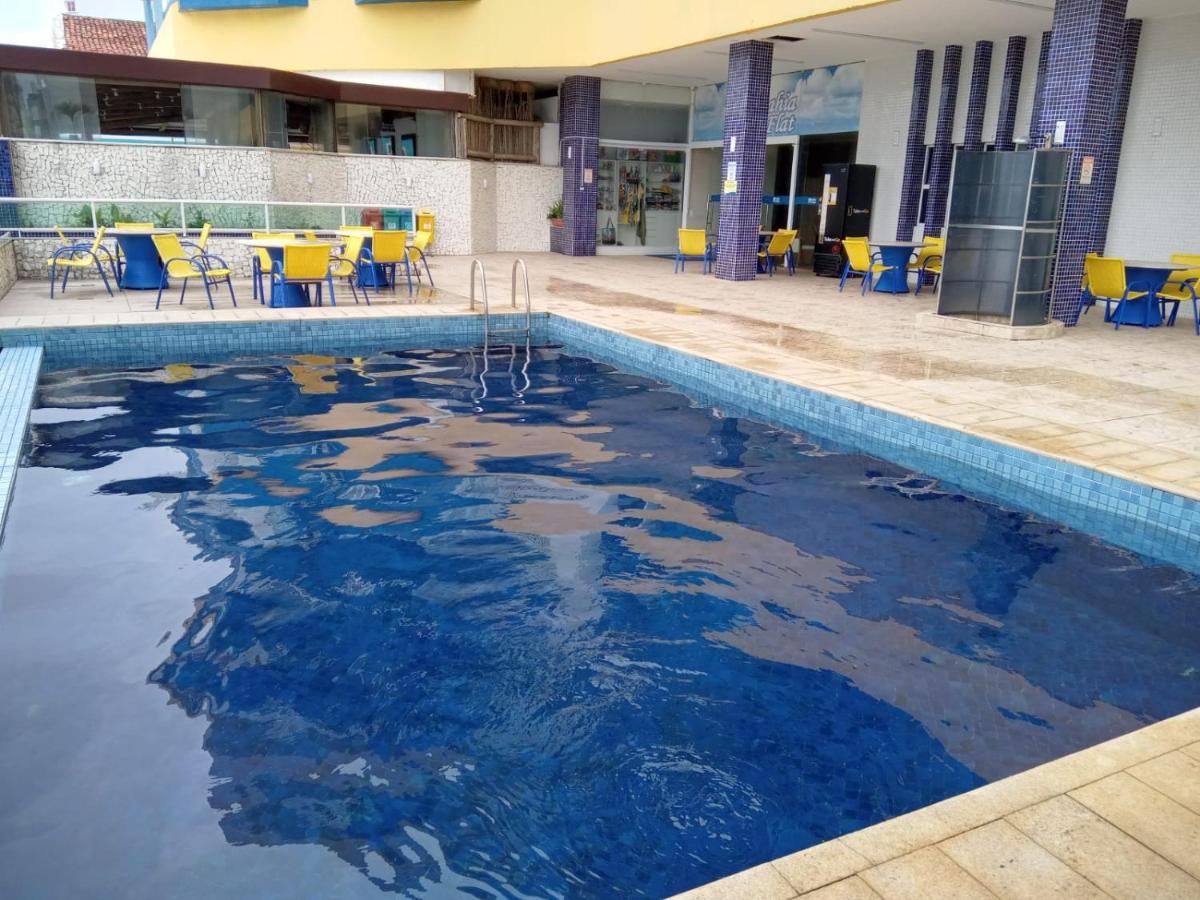Flat No Farol Da Barra 129